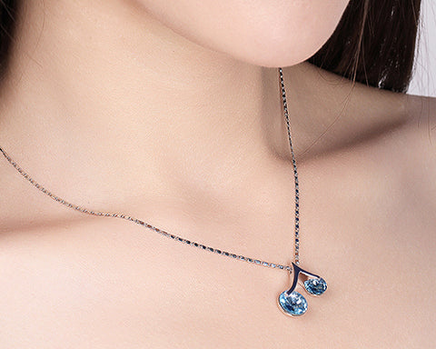 Gorgeous Cherry Crystal Necklace - Blue